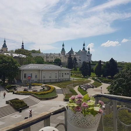 Apartamenty Sienkiewicza De Lux Kielce Exteriör bild